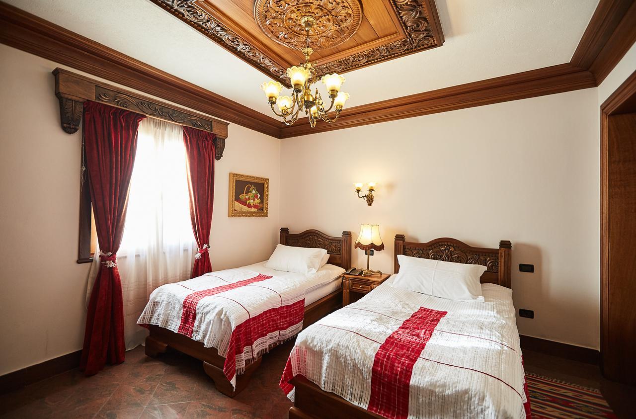 Brilant Antik Hotel Tirana Extérieur photo