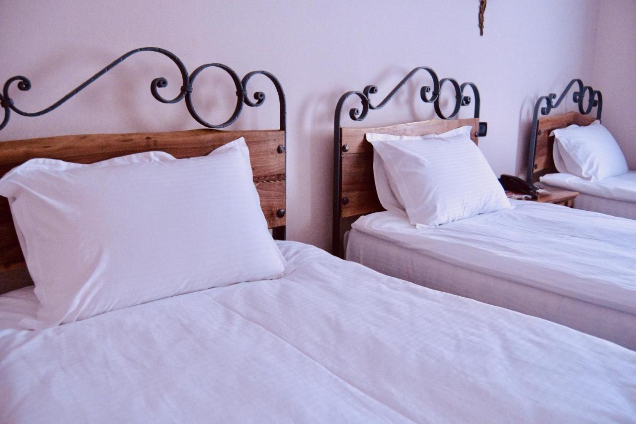 Brilant Antik Hotel Tirana Extérieur photo